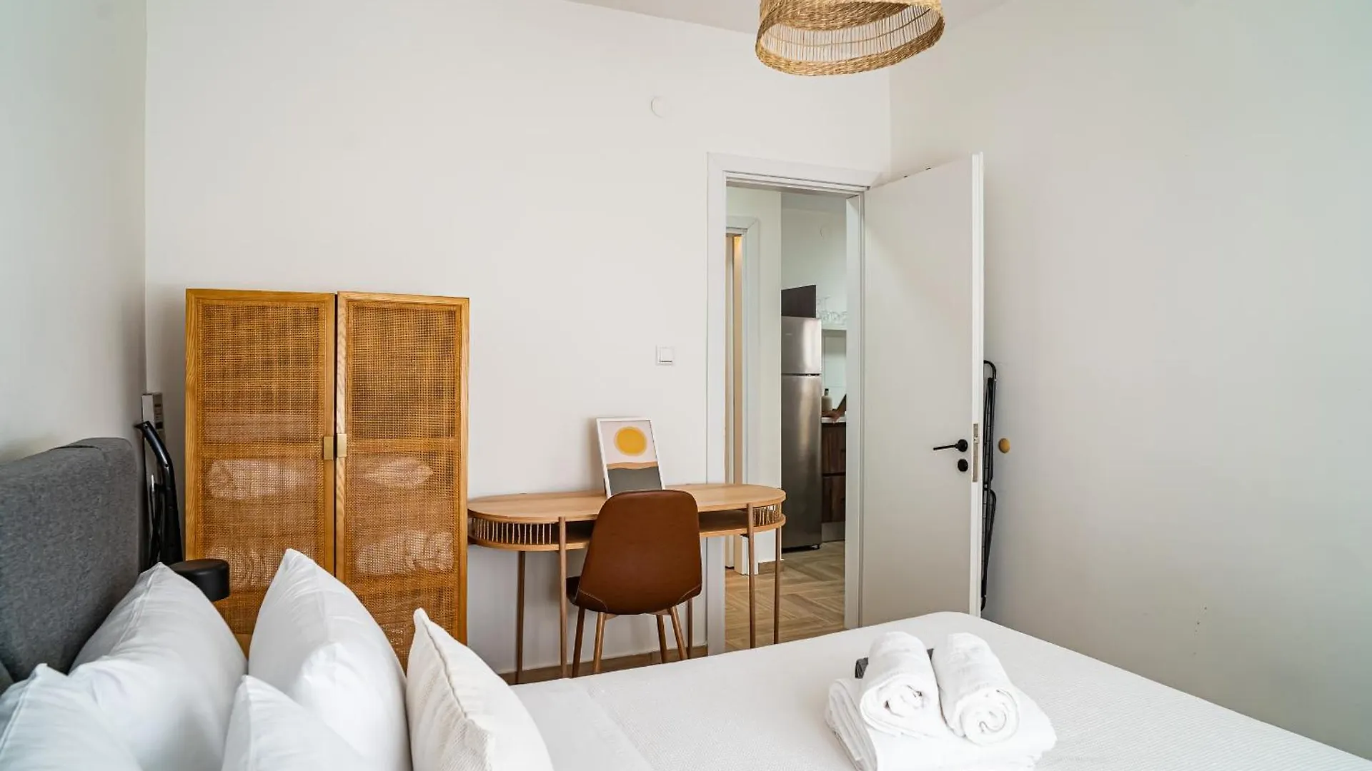 Feel Greek Hospitality #Θ008 Apartment Thessaloniki 0*,  Greece