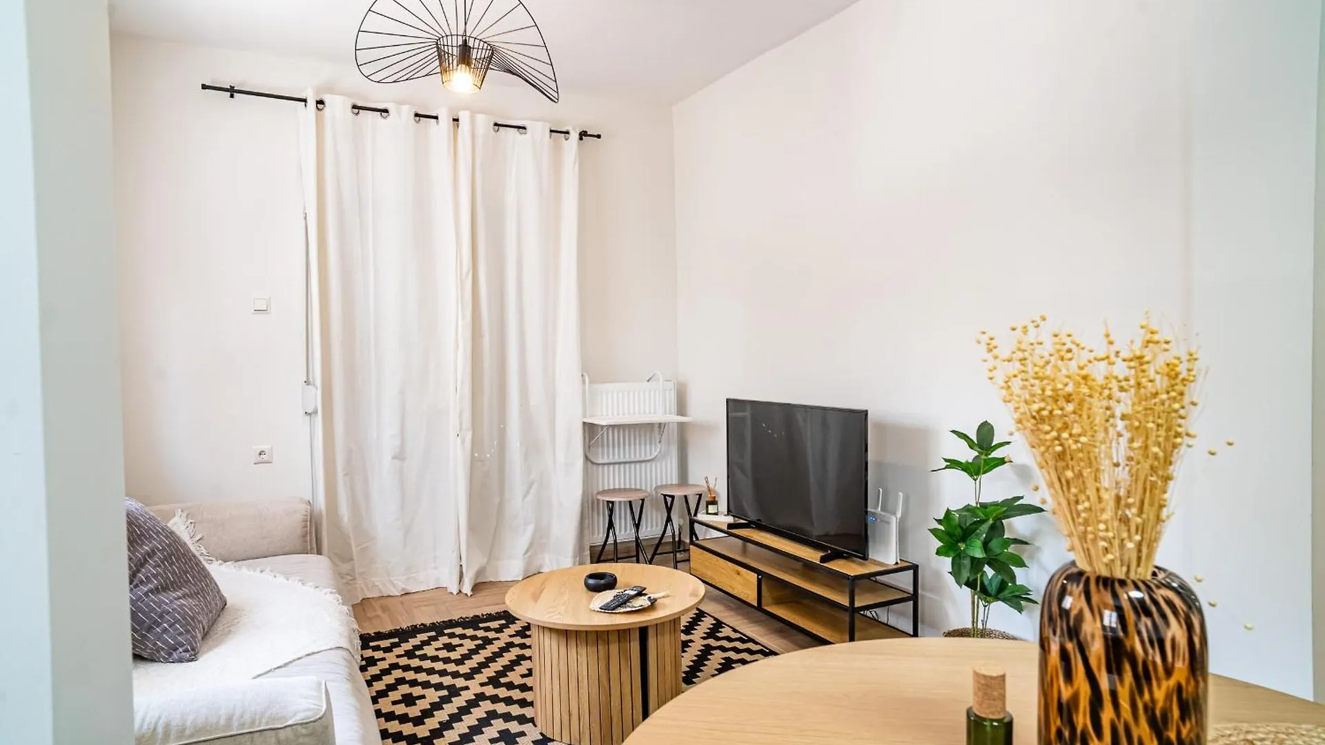 Feel Greek Hospitality #Θ008 Apartment Thessaloniki